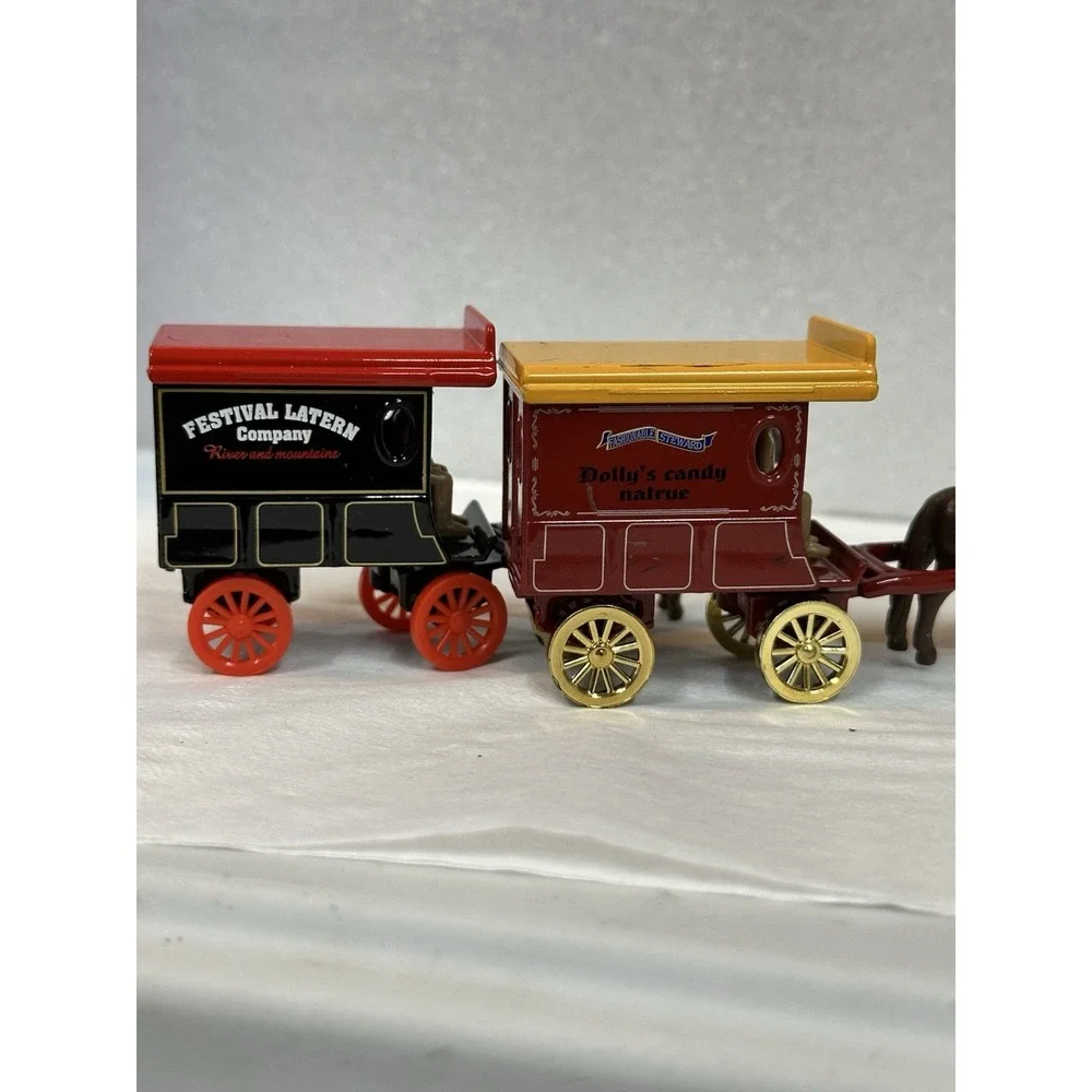 Horse Drawn Vintage Wagon Set of 2 Festival Lantern Co Dollys Candy Die Cast Toy
